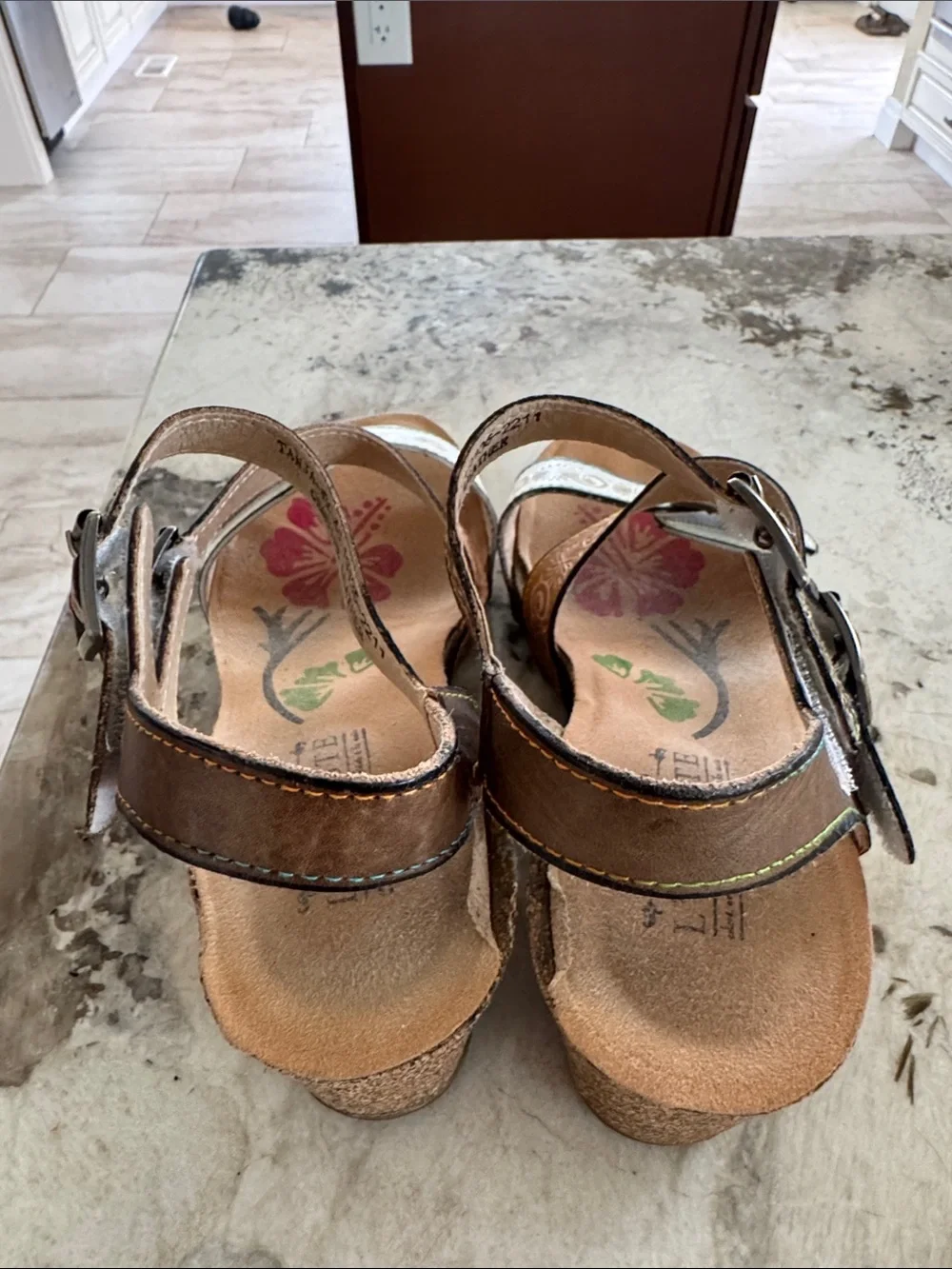 L'ATISTE Brown and White Floral Embossed Wedge Sandals